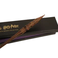 Warner Bros Hogwarts Castle Wand